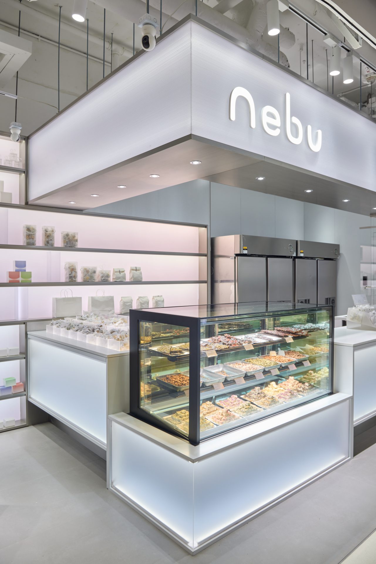 店面裝潢設計｜雪花酥品牌nebu旺角門市｜商業設計範例
